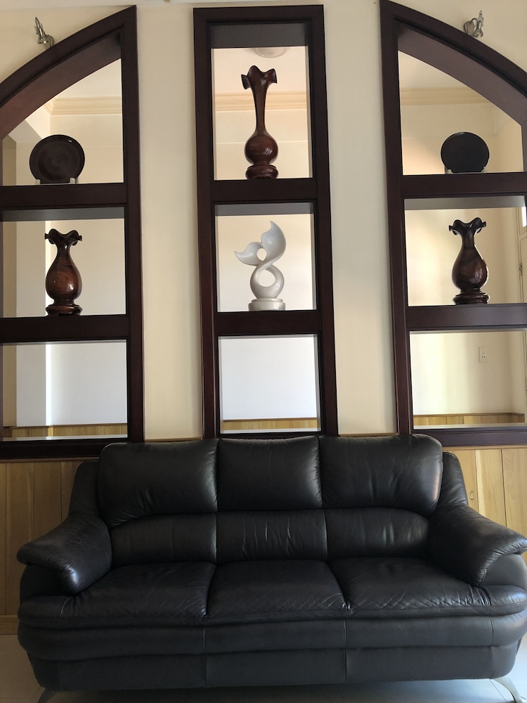 Three Palms Homestay