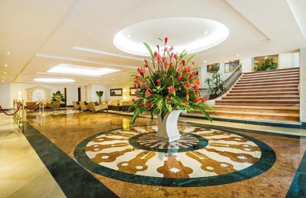 Hotel almirante 1