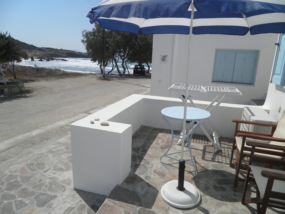 Kavalieros Studios - Property Image 9