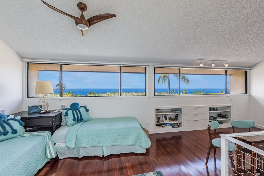 Country Club Villas #340 3 Bedroom Condo
