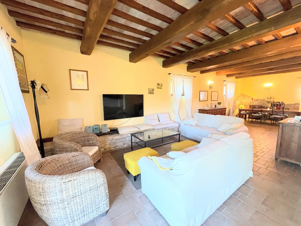 Detached Villa With Games Room, Pool, and Panoramic Views in San Damiano