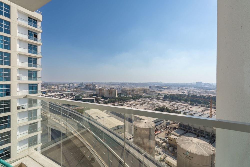 Luxury 1-bedroom in Dubai Marina That Sleeps 2