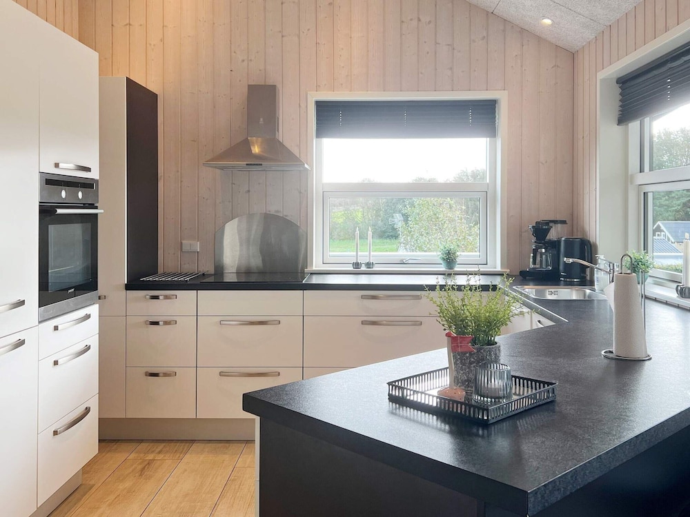 8 Person Holiday Home in Roslev-by Traum view 2