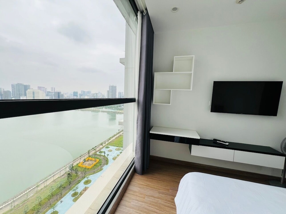 Vinhome SkyLake - Service Apartment