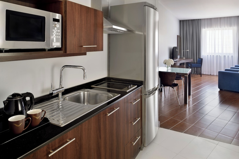 Movenpick Hotel Apartments Al Mamzar Dubai