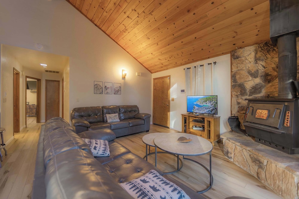 Oglala Little Lodge - Cabin Getaway