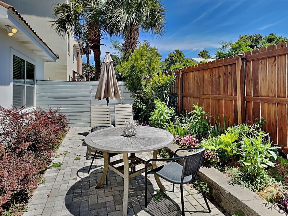 30A Dreamin' by Southern Vacation Rentals