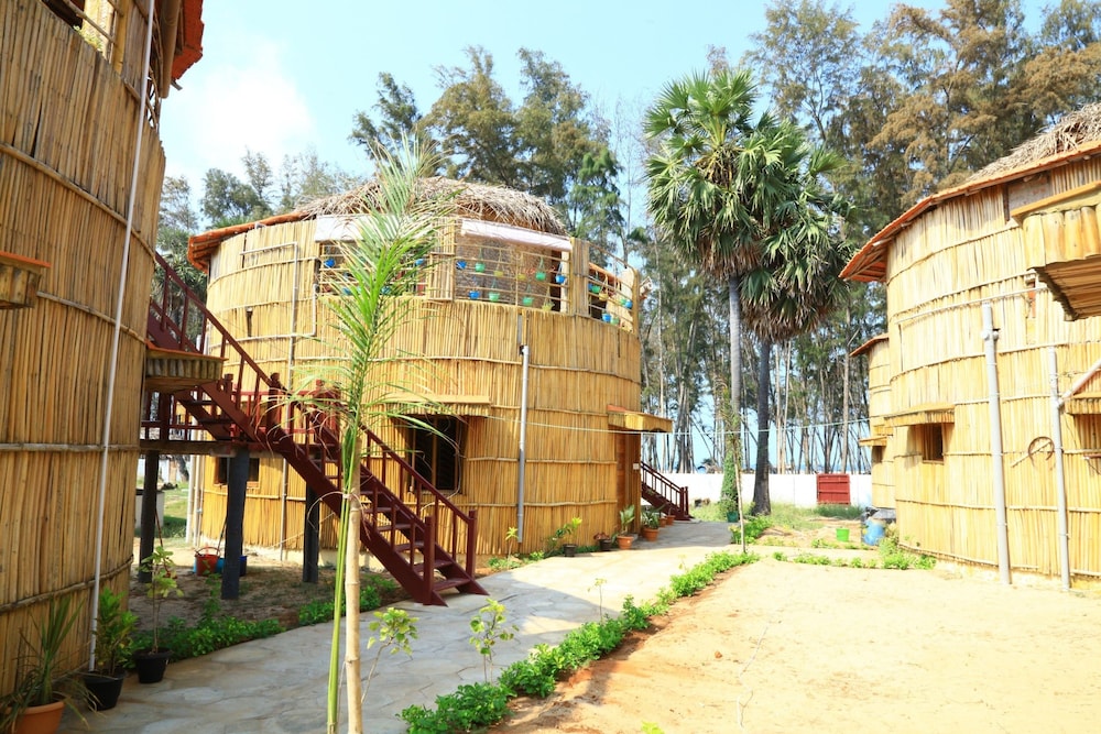Kushi Beach Resort