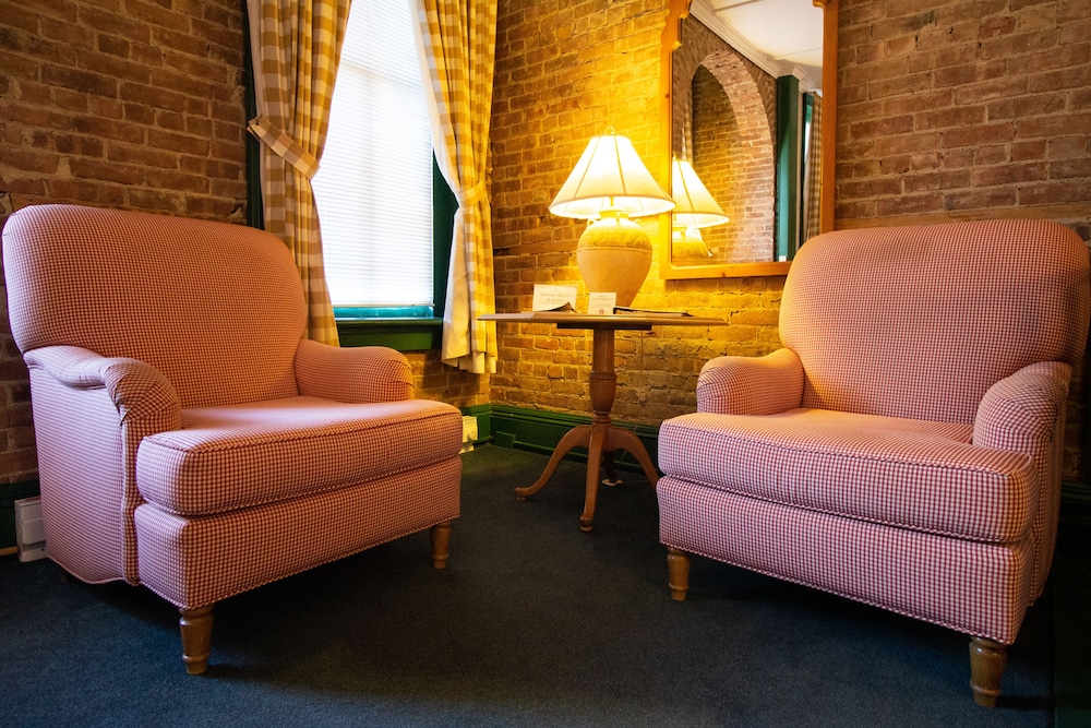 Beekman Arms and Delamater Inn