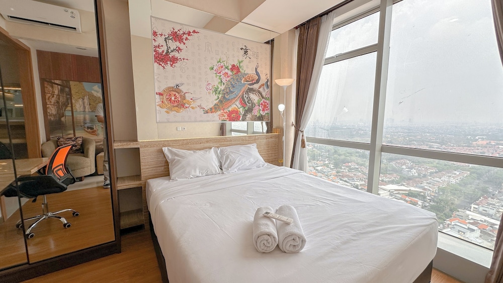 Comfortable Living And Best Location 1Br At Grand Sungkono Lagoon Apartment