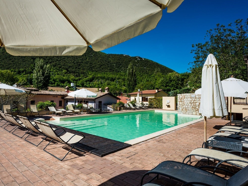 Apartment in Umbria With Pool and Sauna view 2