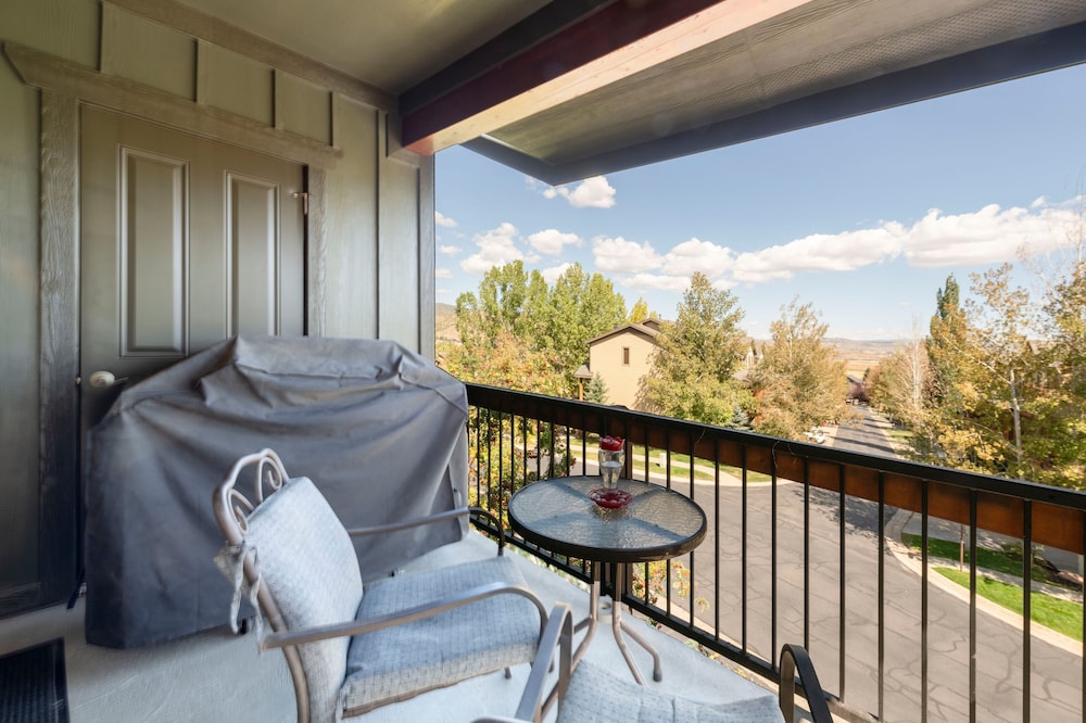 Stunning Mountain Views-Bear Hollow 4402-Spacious 3Bedrooms Near Canyons Village