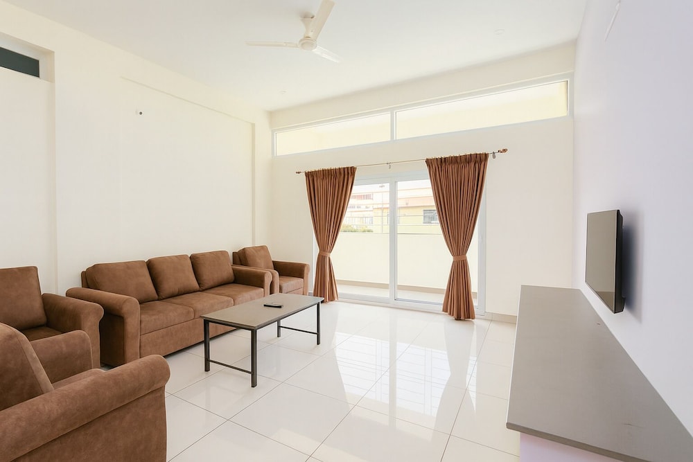 Savi Service Apartments