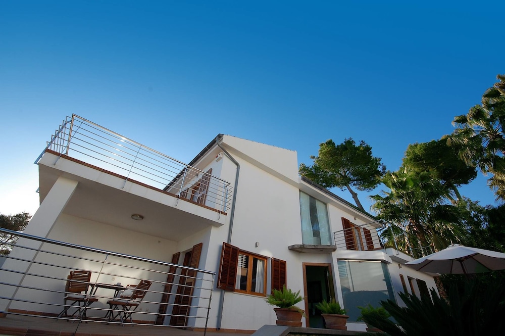 Villa Alcanada