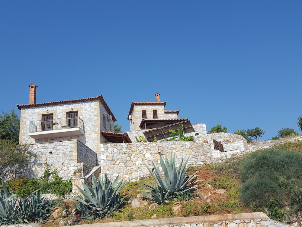 Rathimata villas