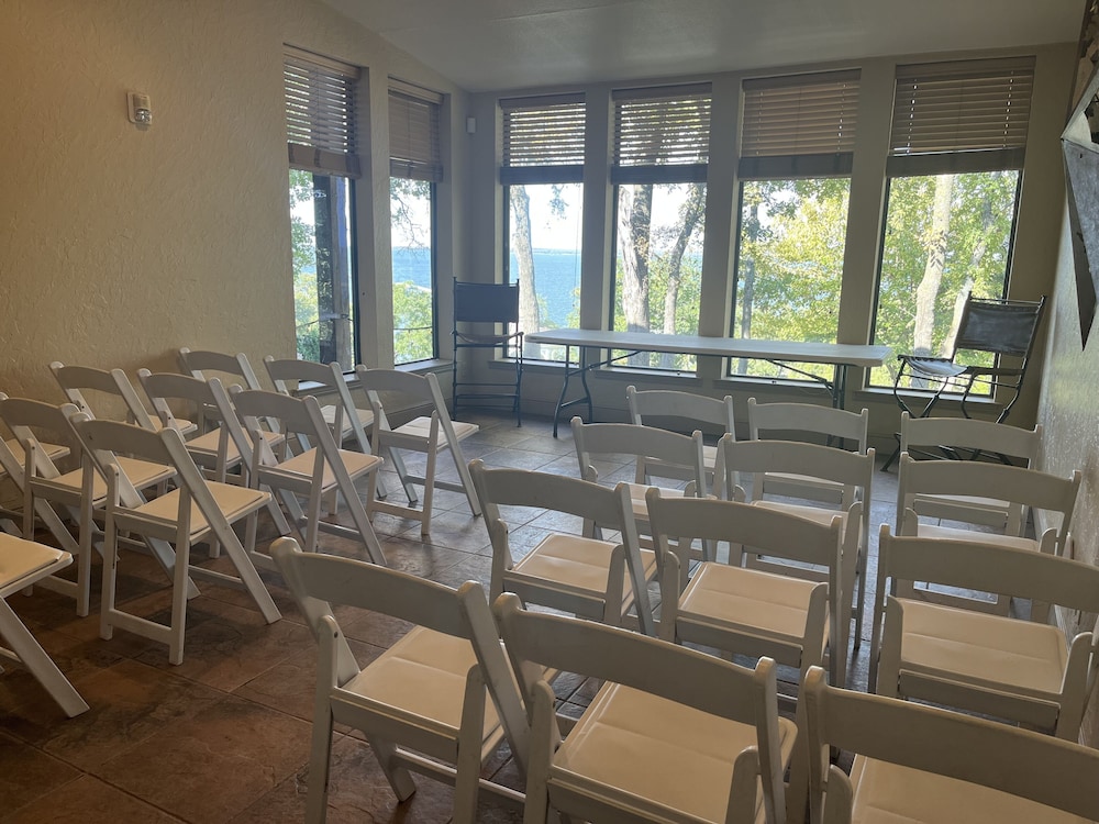 meeting & event spaces