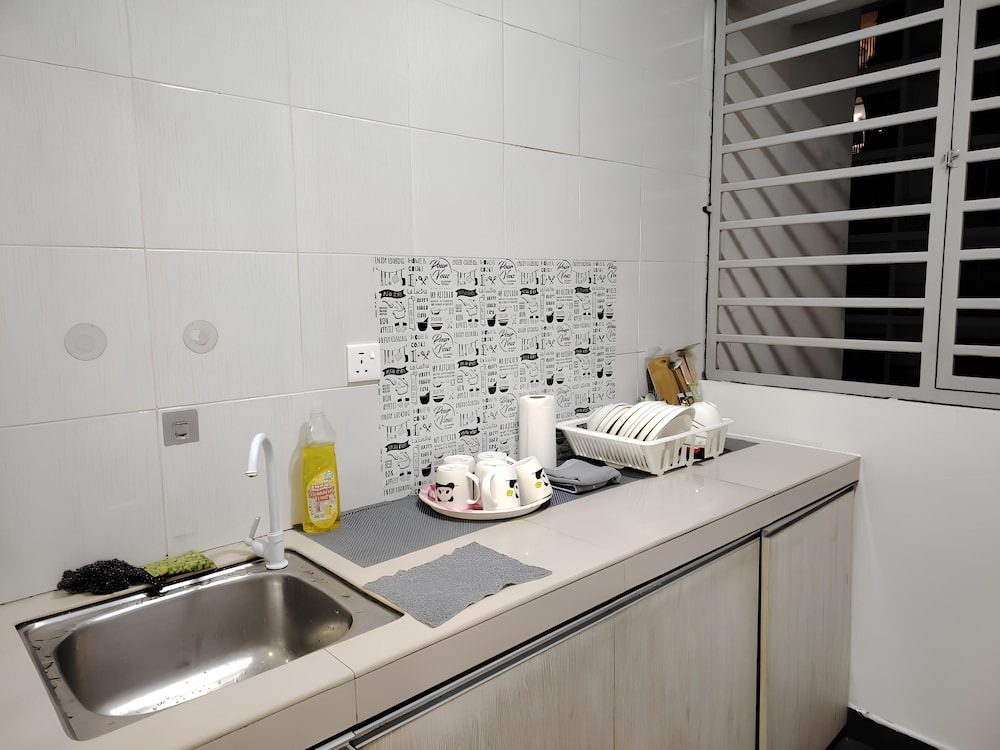 Aliff Avenue 1103 By Natol