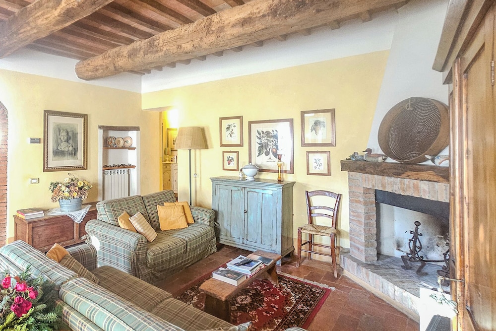 Francigena Loggia Apartment Shared Pool