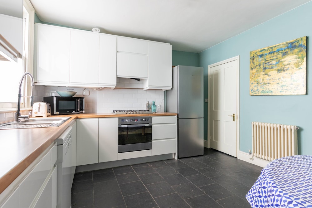Keystone Crescent by Onefinestay