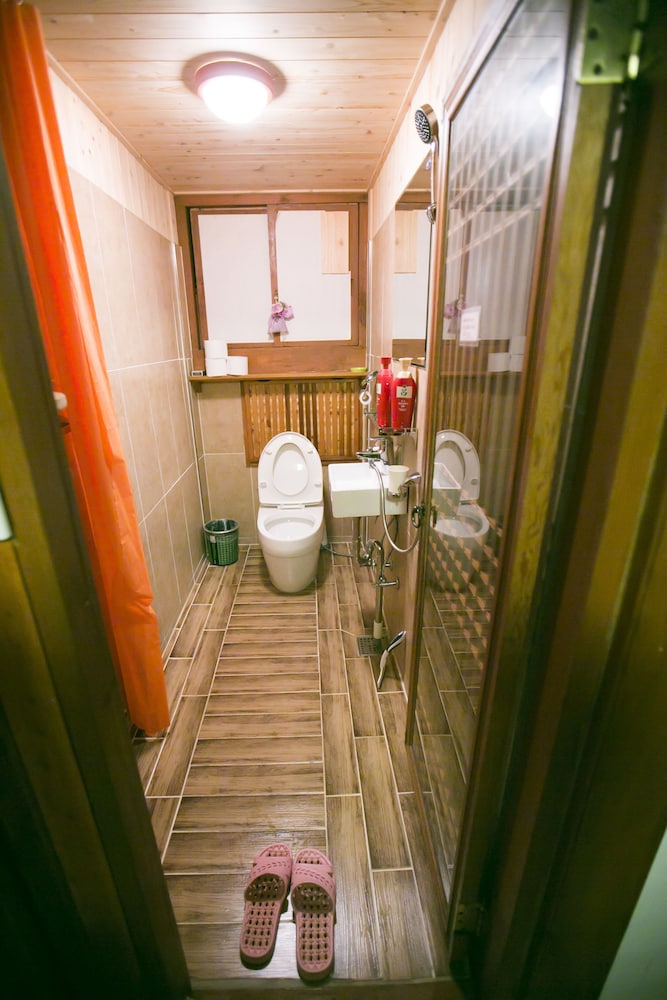 Bukchonmaru Hanok Guesthouse