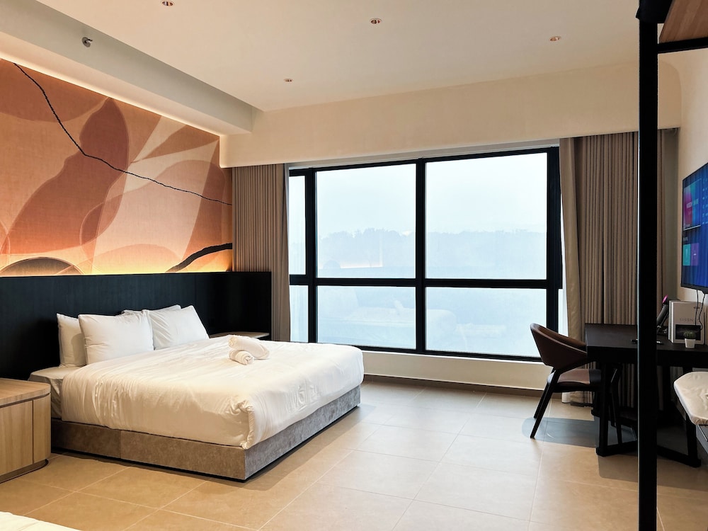 Mossaz by Manhattan Group