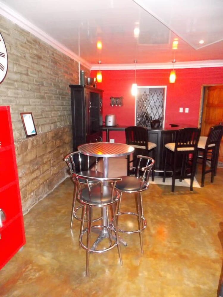 Aligeo Guest House