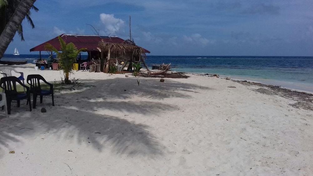 Cabañas Isla Nubesidub San Blas