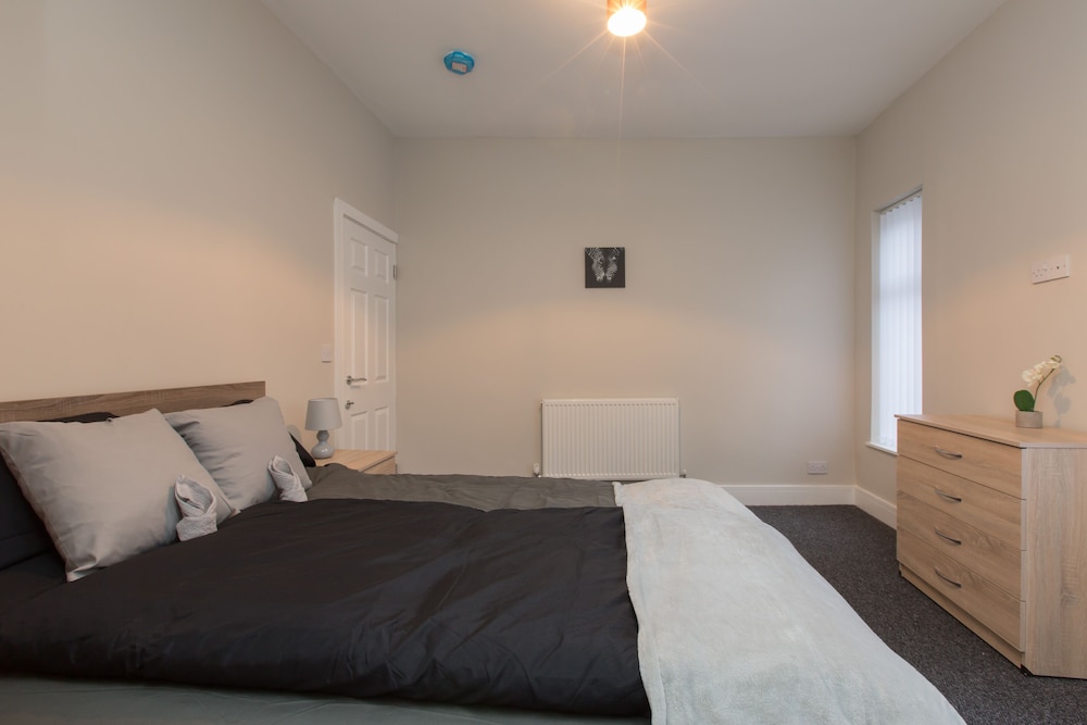 Stoke-on-trent Vacations - Townhouse  Rose Street Stoke - Property Image 11