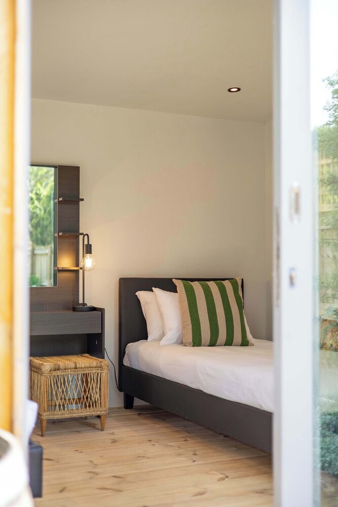 Luxury Eco Haven With Garden Cottage - Hout Bay