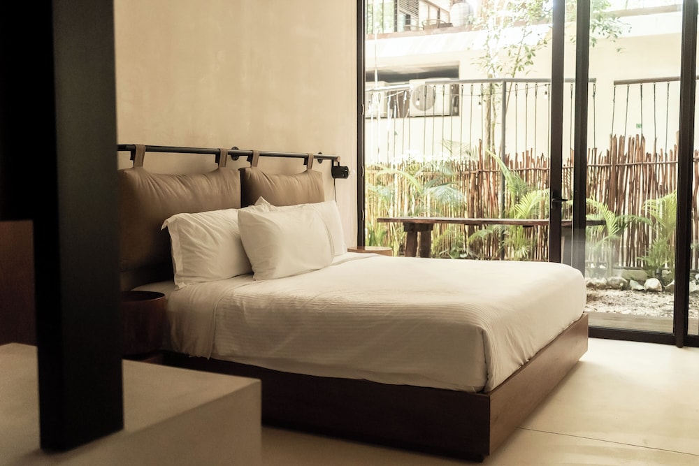 BT Homes - Zama Boho