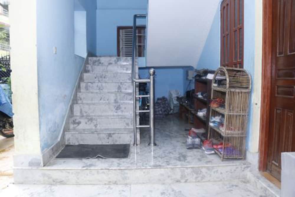Sara's Backpackers Hotel