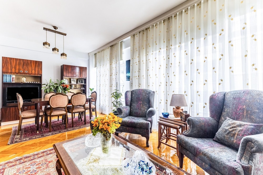 Exquisite Flat Near Moda Coast in Kadikoy
