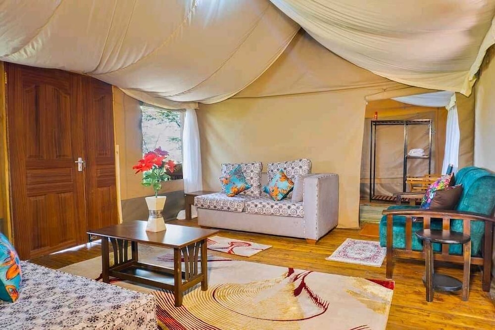 Oldarpoi Mara Camp