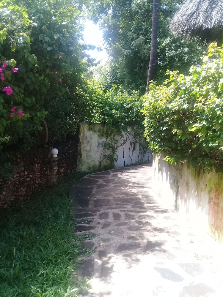 Johari Villas