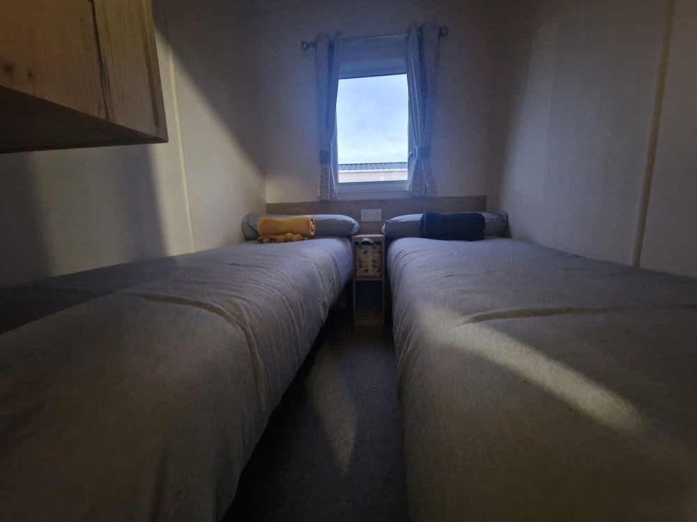 Remarkable 3-bed Lodge in Tattershall view 3