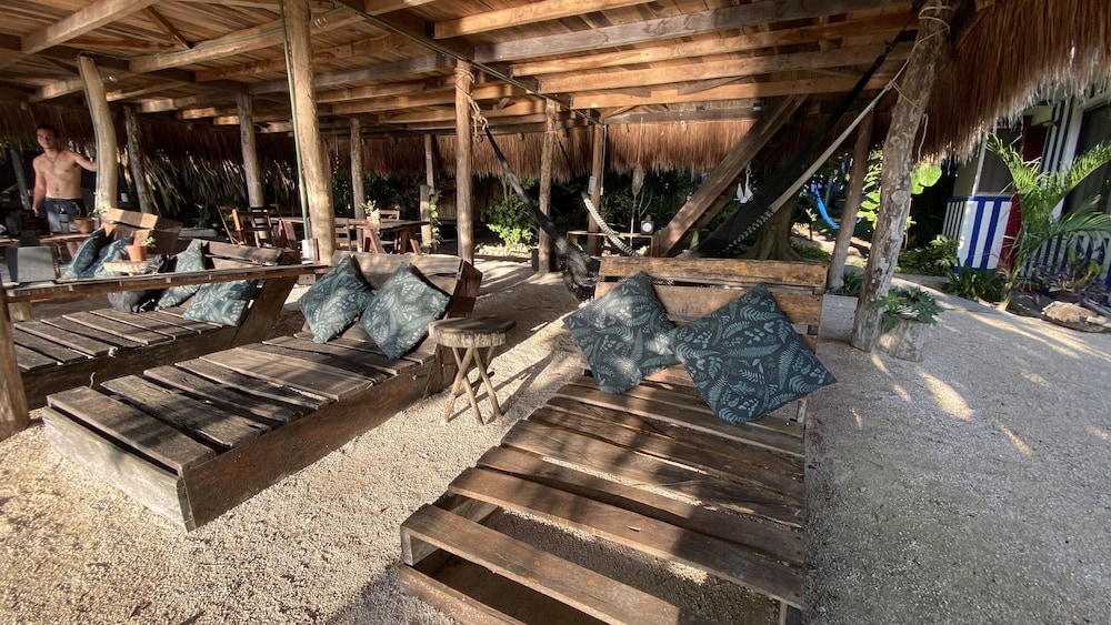 Posada Lulú La Bruja Bacalar
