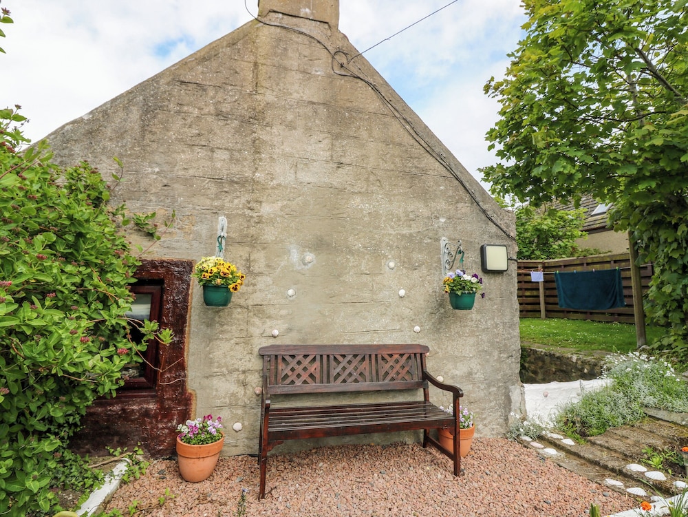 Viola Cottage