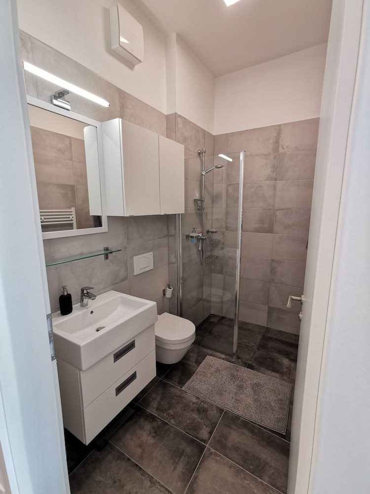 Apartments Egis Koper