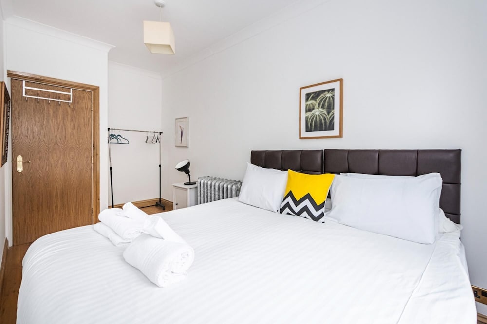 London 2 Bed Apartment With Free Wifi