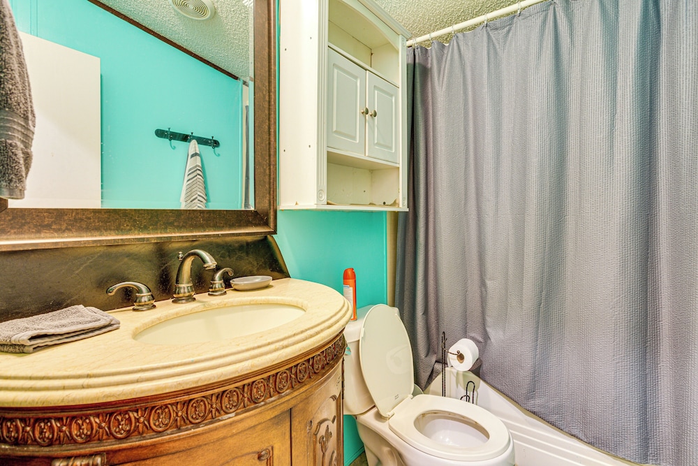 1 Mi to Lake Texoma: Peaceful Kingston Getaway