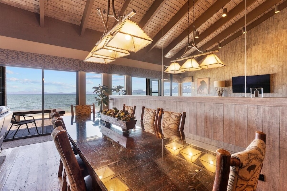 Lake Tahoe Vacations - Swimsuit Required 4 Bedroom Home by RedAwning - Property Image 57