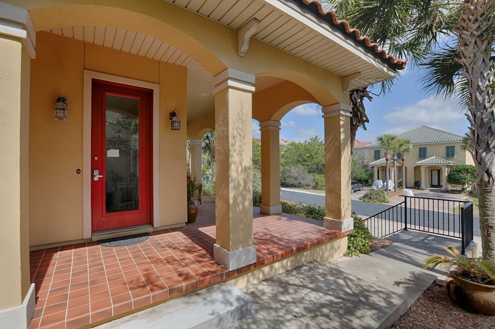 La Valencia Villa By Panhandle Getaways