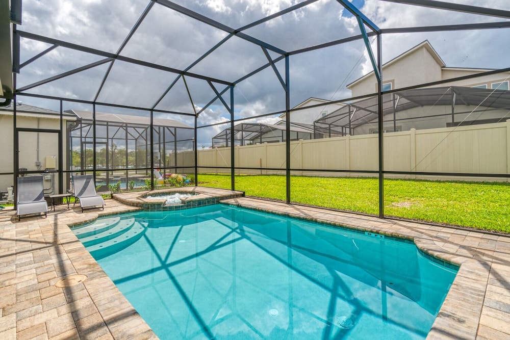 Solara 1706 IHR 1048 - Image 3