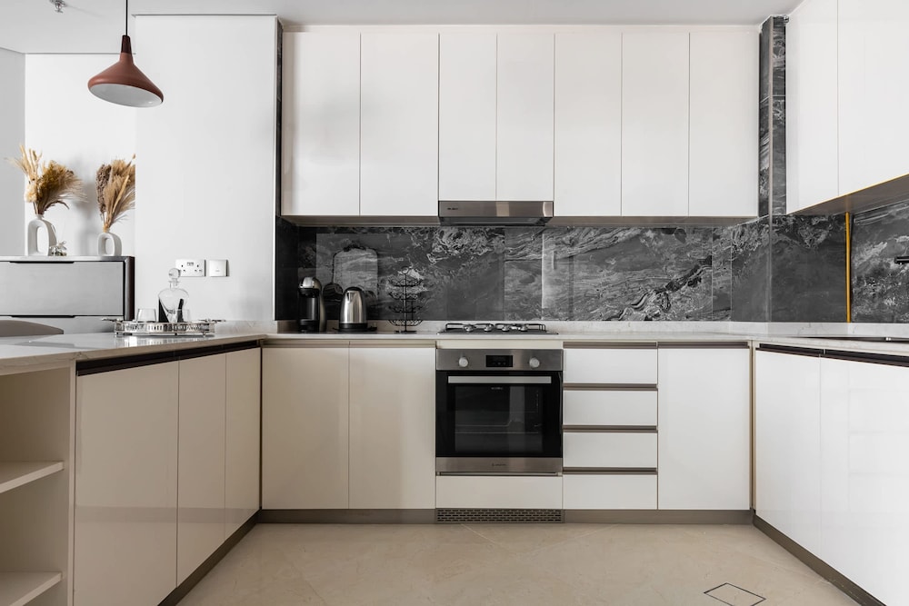 Luxurious 3Br Apt in Nobles Tower Full Burj View