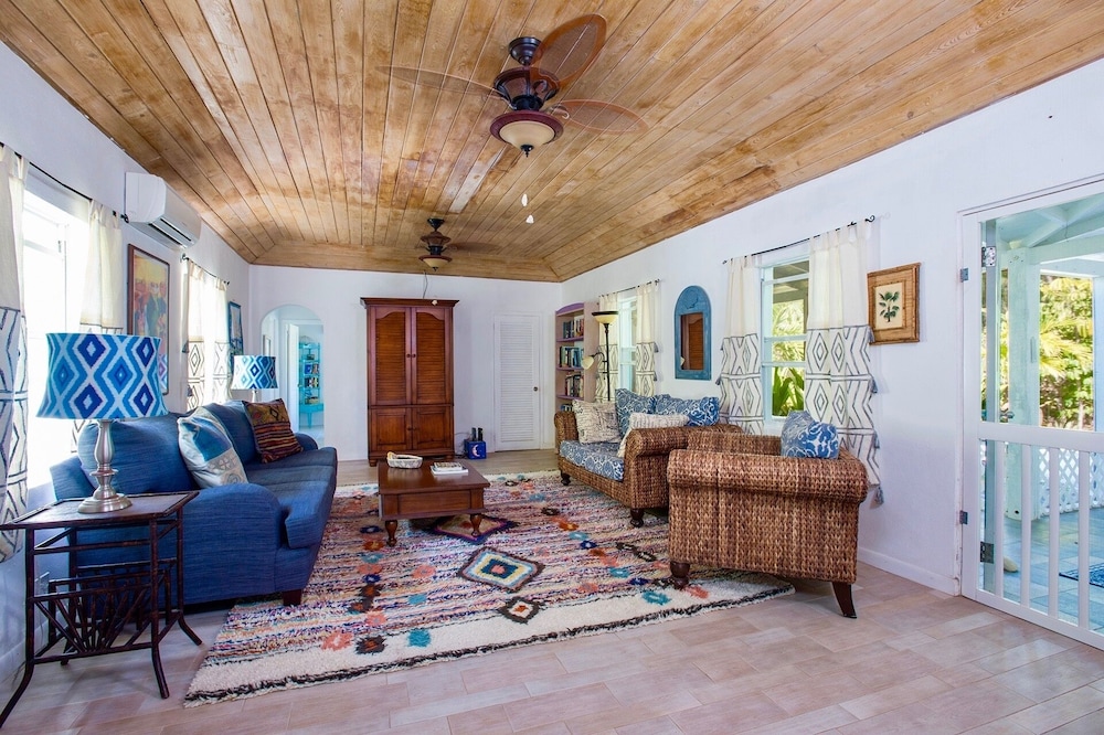Eleuthera Vacations - Poponi House 2 Bedroom Home - Property Image 5