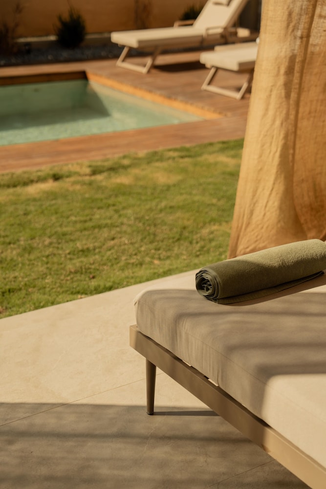 Silence Villas
