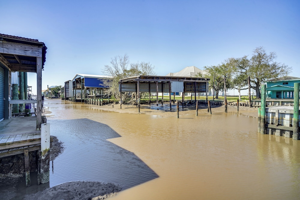 1 Mi to Cypremort Point: Waterfront Gem w/ Dock!