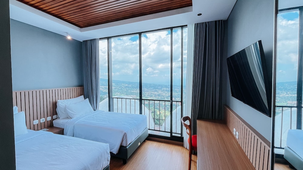 Damar Langit Resort