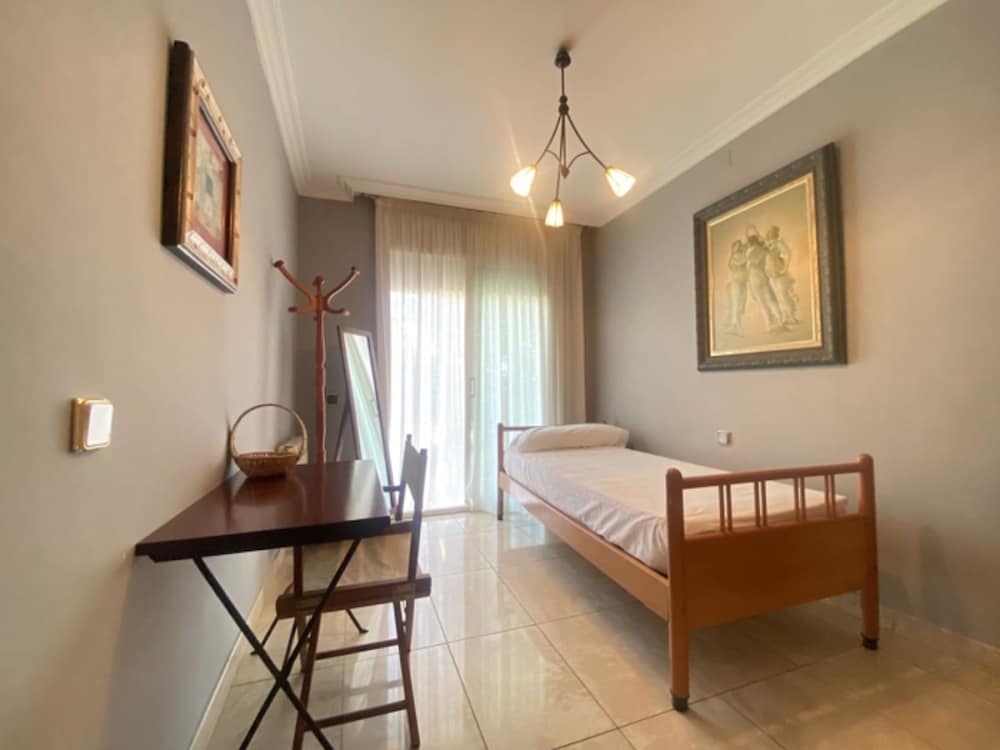 Th103 Villa Espaciosa con Piscina Privada y Jard n