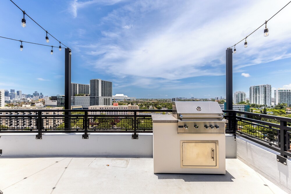 3Bedroom 2 Bath Condo